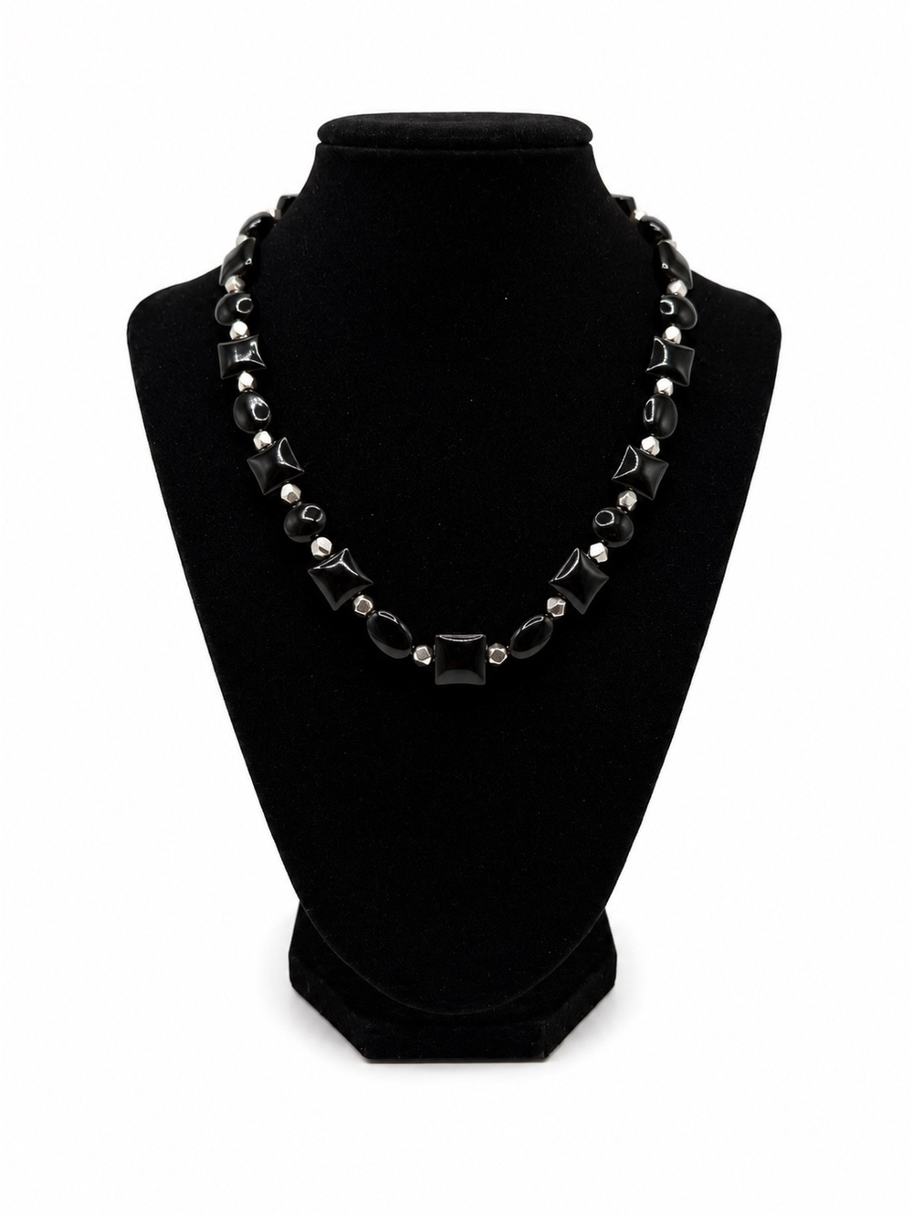 Jewelry By GG Black and Silver Onyx and Pewter 8" Beaded Necklace